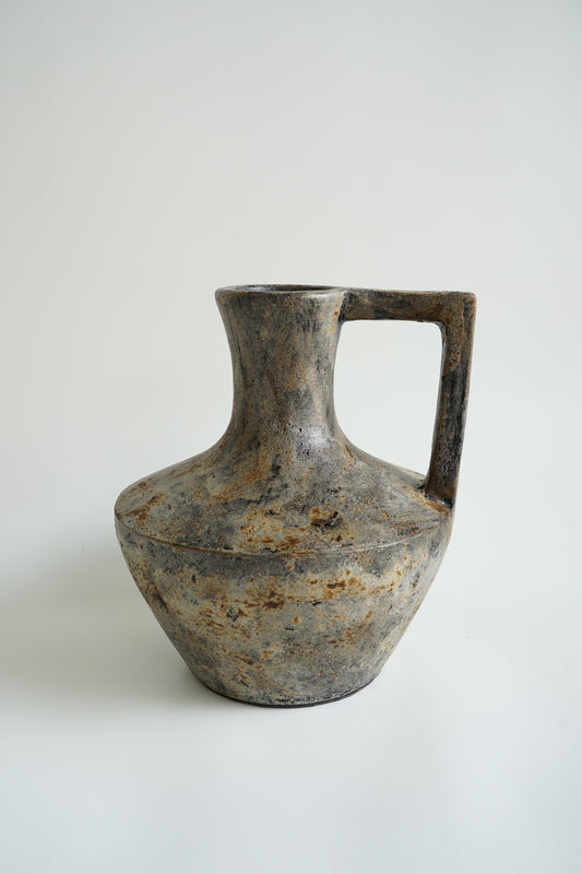 Mooie handgemaakte terracotta vaas rustiek rustic Japandi