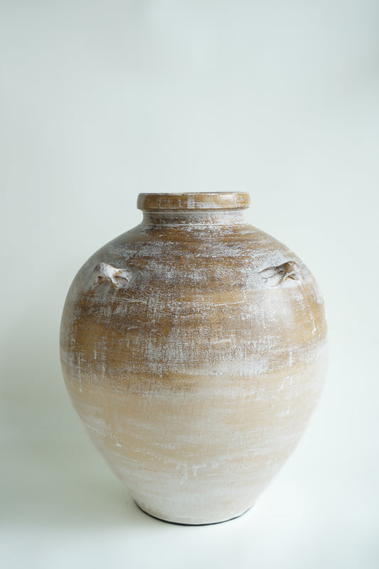 mooie grote beige handgemaakte terracotta vaas Ibiza Bohemian